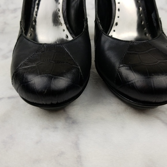 BCBG Girls Black 4 inch high heels size 9 - Picture 7 of 7